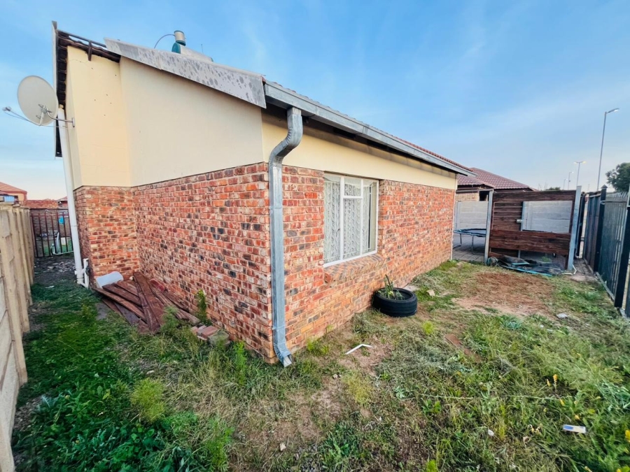 2 Bedroom Property for Sale in Vista Park Free State